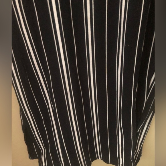 LILLY MORGAN maxi dress, criss cross back - Picture 2 of 5